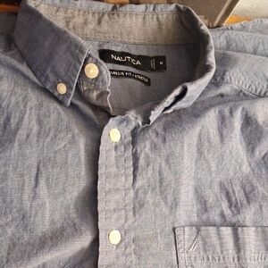Nautica Men's Casual Chambray Button-Down Shirt
